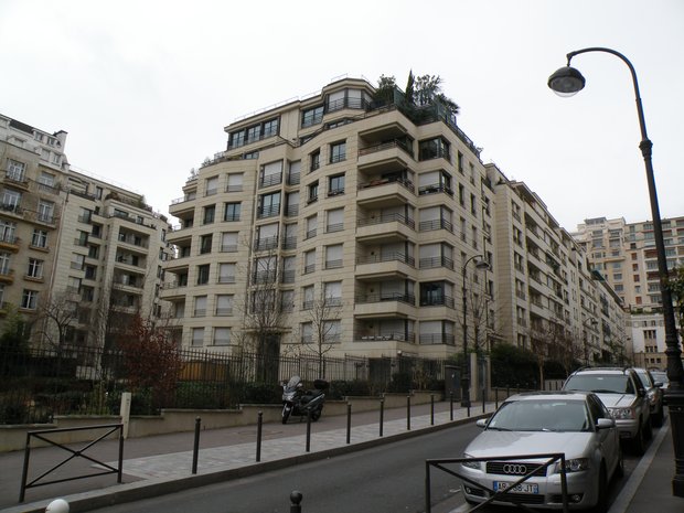  Immeubles récents, avenue René Boylesve